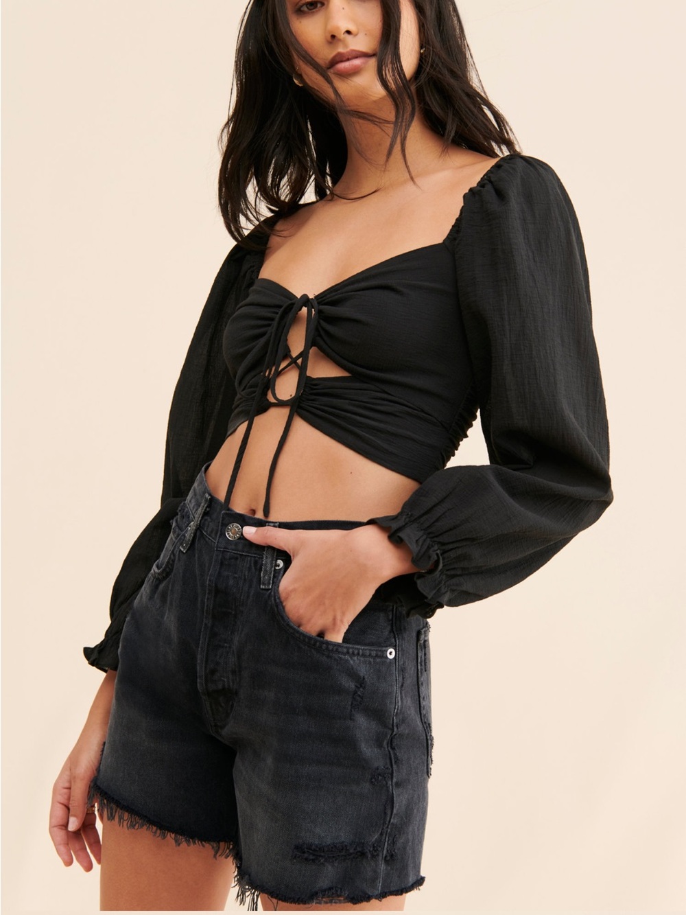 ASTR Black Tie-Front Puff Sleeve Crop Top - Women
